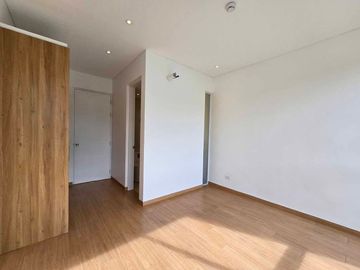3 Storey Townhouse For Sale in Project 4 near Cubao Quezon City