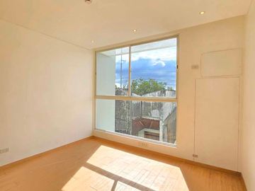 3 Storey Townhouse For Sale in Project 4 near Cubao Quezon City