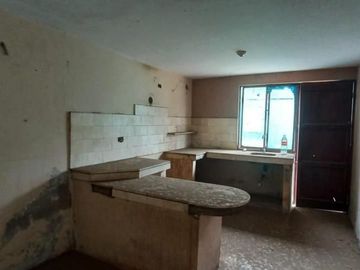 Venta de Casa Como Terreno Los Olivos At 161 m²