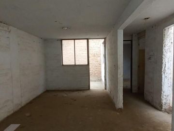 Venta de Casa Como Terreno Los Olivos At 161 m²
