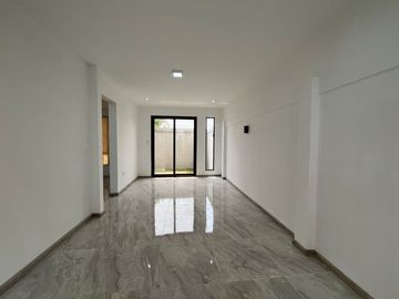 CASA MODERNA CREDITO VIP EN VENTA SECTOR ORDOÑEZ LASSO
