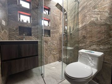 CASA MODERNA CREDITO VIP EN VENTA SECTOR ORDOÑEZ LASSO