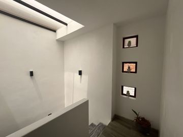 CASA MODERNA CREDITO VIP EN VENTA SECTOR ORDOÑEZ LASSO