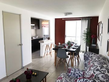 Casa de 2 recámaras en Villas de la Estancia a 8 minutos del Pueblito Querétaro