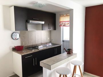 Casa de 2 recámaras en Villas de la Estancia a 8 minutos del Pueblito Querétaro