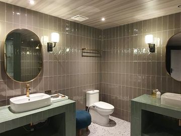 Spacious 4 BR Unit at Avignon Tower Salcedo Village Makati