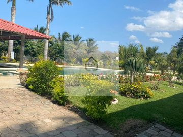 TERRENO EN VENTA  A ORILLA DEL RIO EL TEJAR VER.