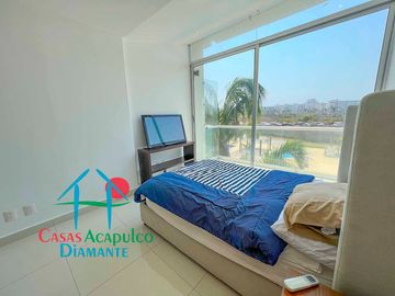 Depa en renta mensual y vacacional. Con club de playa. Vista a las albercas
