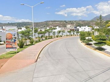 ¡APROVECHA ESTA INCREÍBLE OPORTUNIDAD DE HACER CRECER TU PATRIMONIO! Hermosa casa en REMATE HIPOTECARIO BANCARIO Fraccionamiento Alborada, Xalisco, Na