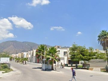 ¡APROVECHA ESTA INCREÍBLE OPORTUNIDAD DE HACER CRECER TU PATRIMONIO! Hermosa casa en REMATE HIPOTECARIO BANCARIO Fraccionamiento Alborada, Xalisco, Na