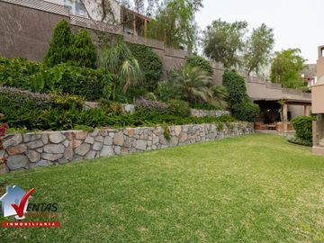 VENTA CASA EN EXCLUSIVO CONDOMINIO EN URB LA PLANICIE 1ETAPA LA MOLINA