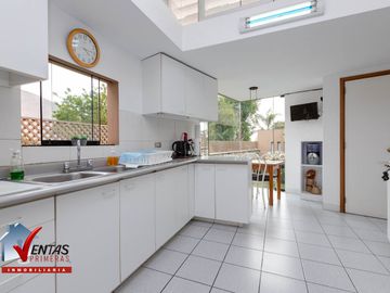 VENTA CASA EN EXCLUSIVO CONDOMINIO EN URB LA PLANICIE 1ETAPA LA MOLINA