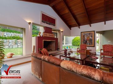 VENTA CASA EN EXCLUSIVO CONDOMINIO EN URB LA PLANICIE 1ETAPA LA MOLINA