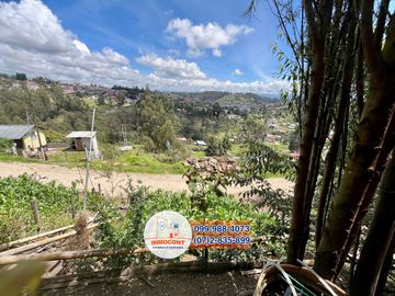 AMPLIA PROPIEDAD CON CASA DE VENTA, Sector Miraflores C1300