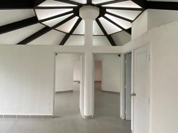 VENDO BONITA CASA CON ALBERCA EN TETELCINGO CUAUTLA MORELOS