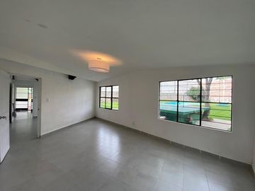 VENDO BONITA CASA CON ALBERCA EN TETELCINGO CUAUTLA MORELOS