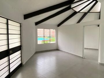 VENDO BONITA CASA CON ALBERCA EN TETELCINGO CUAUTLA MORELOS