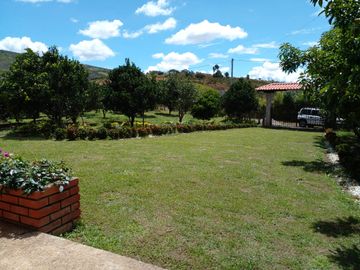 Se vente Finca via  Barichara
