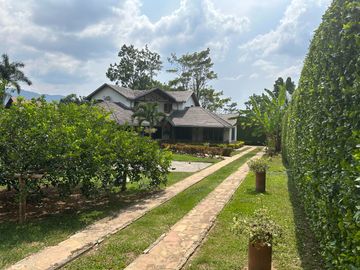 Espectacular casa en Piedecuesta
