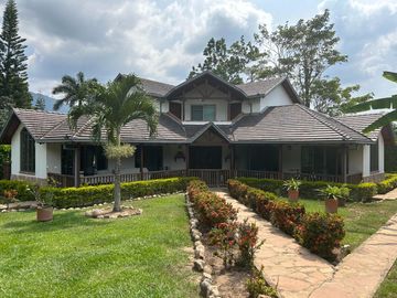 Espectacular casa en Piedecuesta