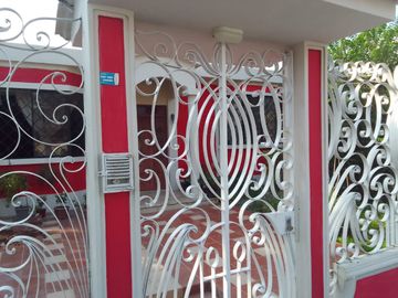 VENDO CASA AMPLIA EN BRISAS DE SANTAY, DURÁN