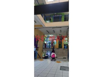 ID: 1094954 Venta De Stand Comercial En Cercado De Lima