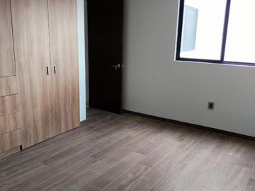Casa en preventa con recámara en planta baja