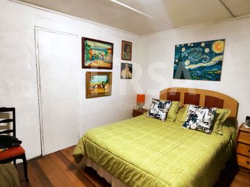 Casa 3 dormitorios/1 Baño, Pasaje Las Acacias con Cinco de Abril, Estación Central
