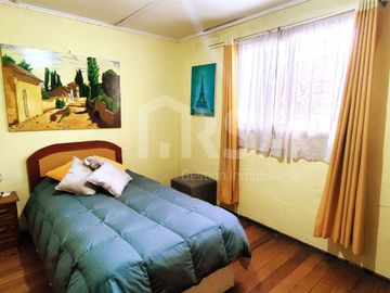 Casa 3 dormitorios/1 Baño, Pasaje Las Acacias con Cinco de Abril, Estación Central