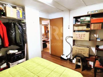 Casa 3 dormitorios/1 Baño, Pasaje Las Acacias con Cinco de Abril, Estación Central