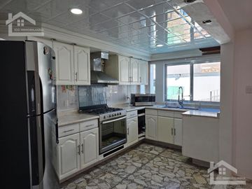 HERMOSA CASA EN VENTA CON ALBERCA EN TIZAYUCA, SE ACEPTA PERMUTA por CASA EN ZONA PLATEADA o SAN JAVIER