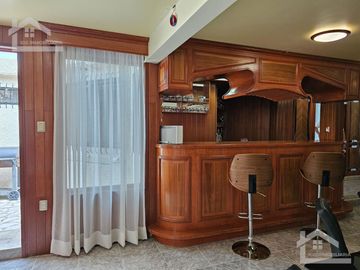 HERMOSA CASA EN VENTA CON ALBERCA EN TIZAYUCA, SE ACEPTA PERMUTA por CASA EN ZONA PLATEADA o SAN JAVIER
