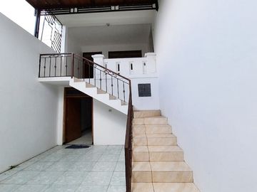 Rumah Dijual 2 Lantai di Kudus Dekat Kampus IAIN Kudus