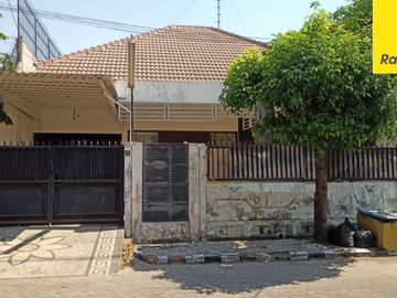 Rumah Dijalan Manyar Kartika Sukolilo Surabaya