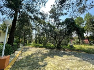 Venta de Terreno En Fraccionamiento Ecológico Con Casa Club En Xochimilco