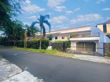2. Rumah Hook Dijual di Jl. Delman, Tanah Kusir, Jaksel