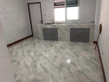 Newly built house and land for sale, next to the main chedi, Mae Krua, Chiang Mai-Phrao. Mae Faek Mai Subdistrict, San Sai District, Chiang Mai Provin