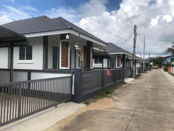 Newly built house and land for sale, next to the main chedi, Mae Krua, Chiang Mai-Phrao. Mae Faek Mai Subdistrict, San Sai District, Chiang Mai Provin