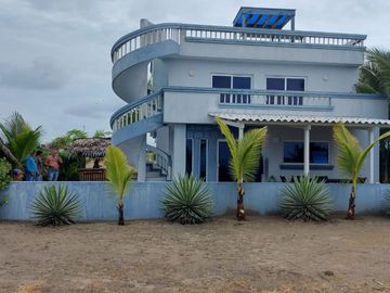 Casa de Venta Montecristi Ur. Mirador San Jose