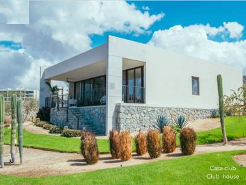 Departamento con vista al mar, alberca infinity y area de asador, spa y gimnasio, venta en Cabo San Lucas.