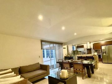 CASA EN VENTA CON  JARDIN,  Y ALBERCA EN CUERNAVACA MORELOS