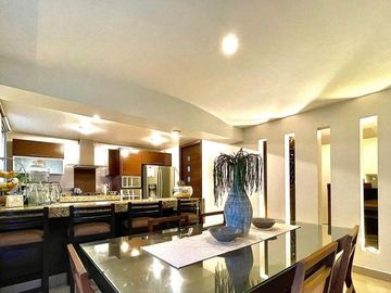 CASA EN VENTA CON  JARDIN,  Y ALBERCA EN CUERNAVACA MORELOS
