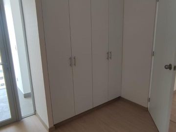 ALQUILER DE DEPARTAMENTO EN EXTRENO DE 2 DORMITORIOS EN EDIFICIO ON APARTMENT A UN PASO DE SAN ISIDRO