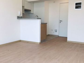 ALQUILER DE DEPARTAMENTO EN EXTRENO DE 2 DORMITORIOS EN EDIFICIO ON APARTMENT A UN PASO DE SAN ISIDRO