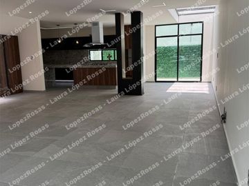 CASA EN VENTA FUENTES DE SAN JOSE