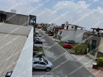 CASA EN VENTA FUENTES DE SAN JOSE