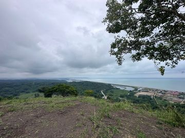terreno de venta en jama manabí