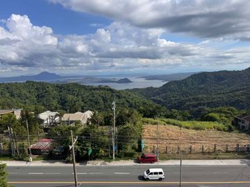 Properties for sale in tagaytay ( One Tolentino East Residences Tagaytay Units for sale with TAAL VIEW )