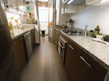 VENDO DPTO + COCHERA EN JUAN DE ALIAGA LIM CON SAN ISIDRO