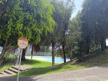EXCLUSIVA PROPIEDAD EN VENTA - CUMBAYÁ - 884 M2